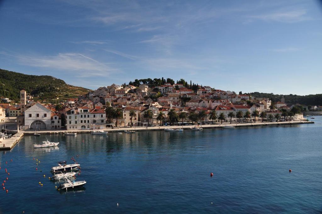 Guest House Stefica Hvar Town Esterno foto