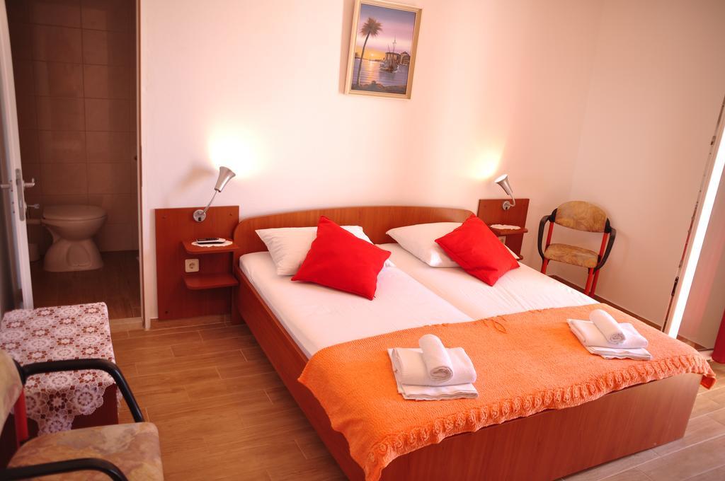 Guest House Stefica Hvar Town Esterno foto